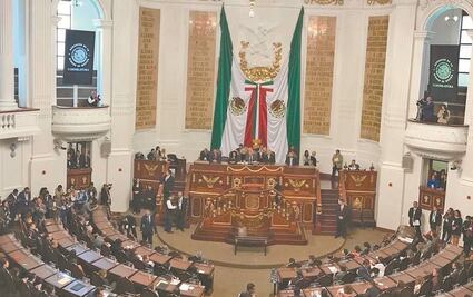 Finanzas adelanta cobros al Congreso