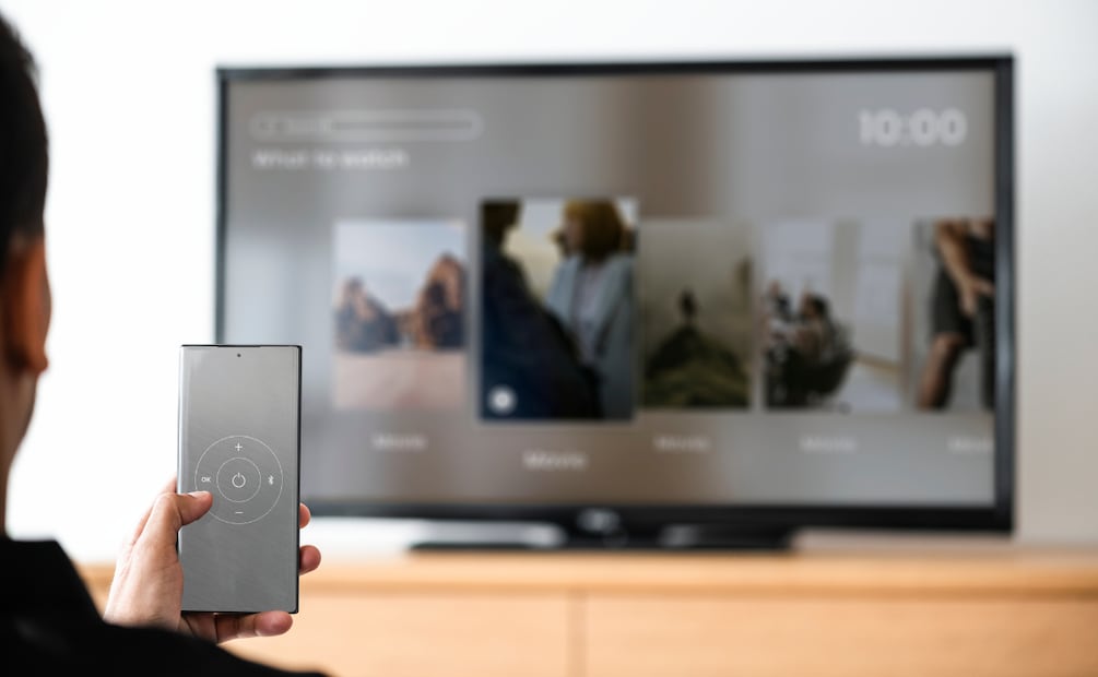 Tus datos móviles pueden dotar de internet a tu TV. Foto: Freepik