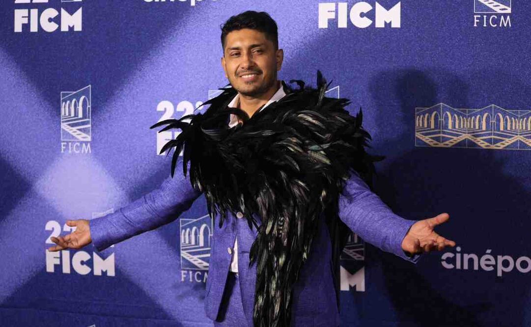 El actor Tenoch Huerta en la alfombra roja de Pedro Páramo en el FICM . Fotos: Berenice Fregoso/EL UNIVERSAL