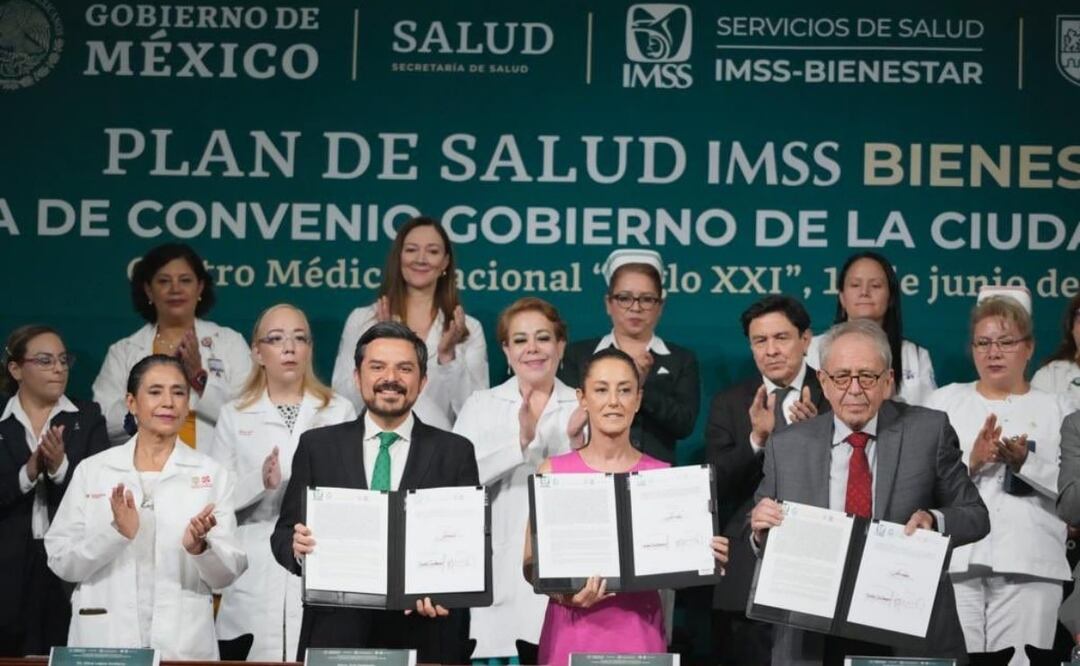 Sheinbaum firma convenio para consolidar IMSS Bienestar en la CDMX. Foto: Especial