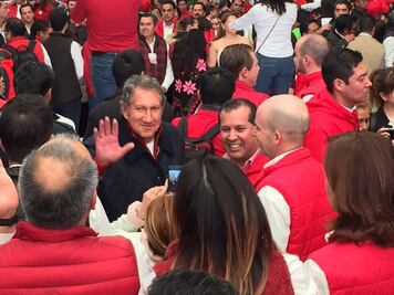 Asisten secretarios, gobernadores y legisladores a cierre de precampaña de Meade