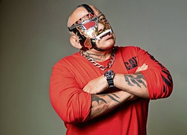 Pirata Morgan recuerda la impresionante historia de cómo perdió un ojo durante un combate