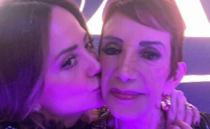 Andrea Legarreta comparte la última foto que se tomó con su madre y rompe en llanto en "Hoy"
