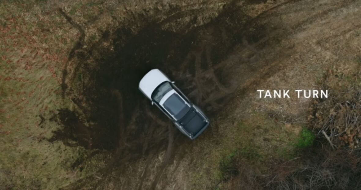 La pick-up eléctrica que da la vuelta como un tanque