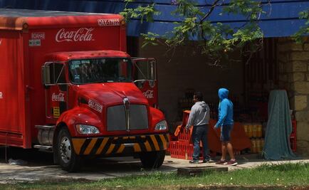 Normalistas roban dos camiones en Oaxaca