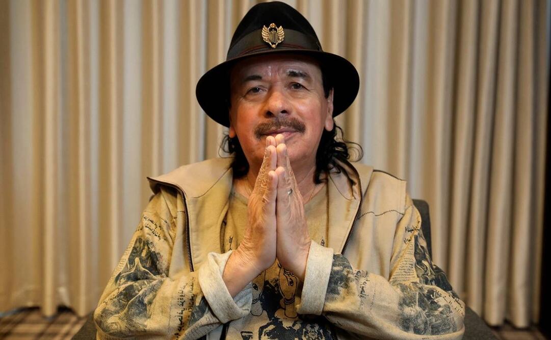 Carlos Santana se convirtió en blanco de críticas en las redes. Foto: Archivo/EL UNIVERSAL.