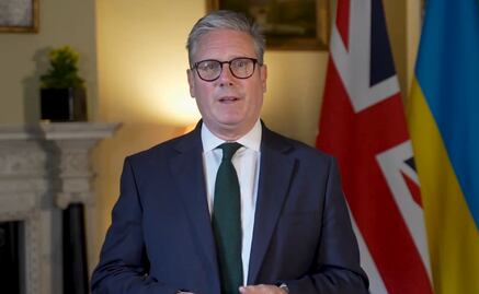 Primer ministro británico visita Kiev para acuerdo de seguridad; Rusia bombardea la capital ucraniana durante su estancia