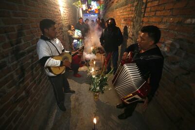 Por la pandemia, Mixquic es un poco menos Mixquic, pero resguarda sus tradiciones en casa