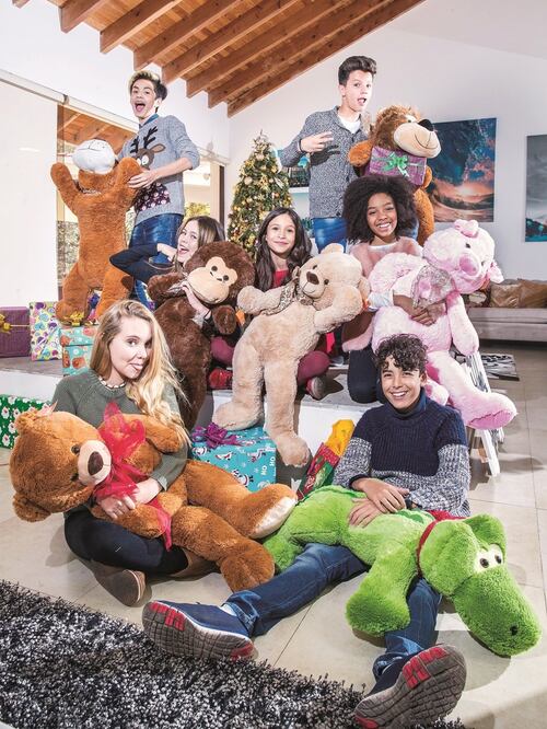 Los integrantes se reunieron para preparar la llegada de los Reyes Magos (GERMÁN ESPINOSA. EL UNIVERSAL)