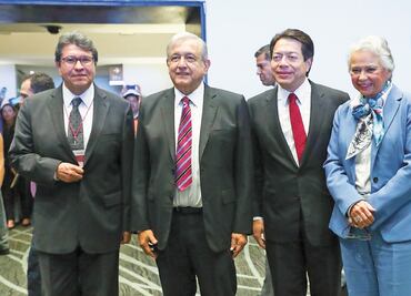 AMLO propone sondeos para elegir a dirigentes