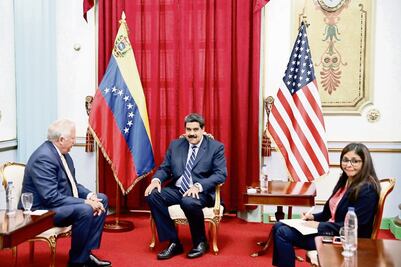 Venezolanos, expectantes ante el debate de la OEA