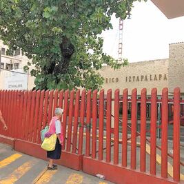 Bala perdida hiere a niña mientras dormía