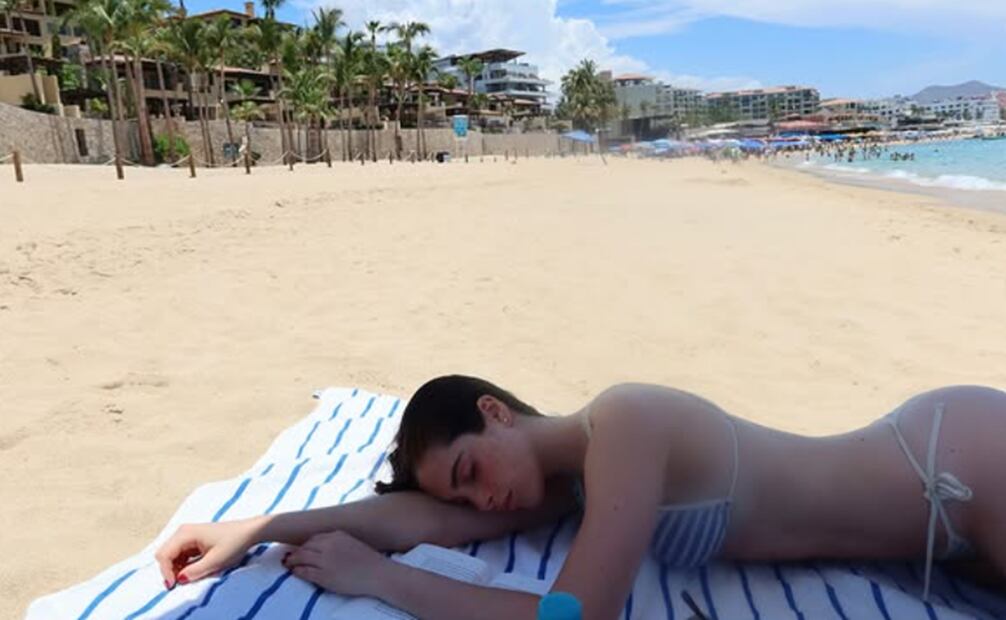 Fátima Bosh toma el sol en Cabo San Lucas previo a la final de  Miss Universe México. 
Instagram fatimaboschfdz