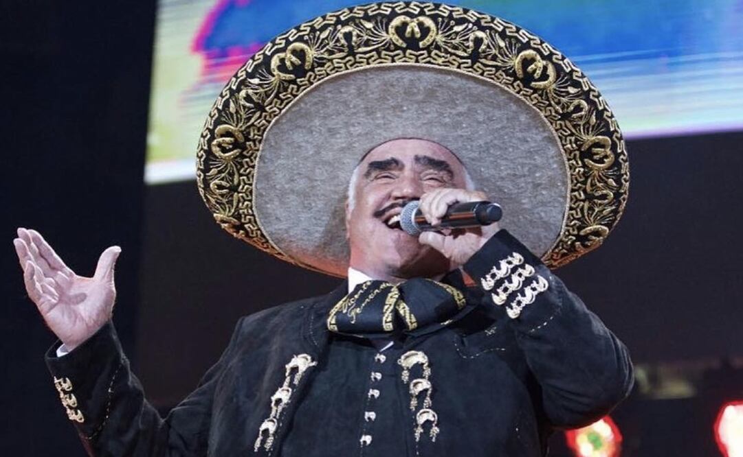 En el rancho Los Tres Potrillos se develó una figura del cantante.