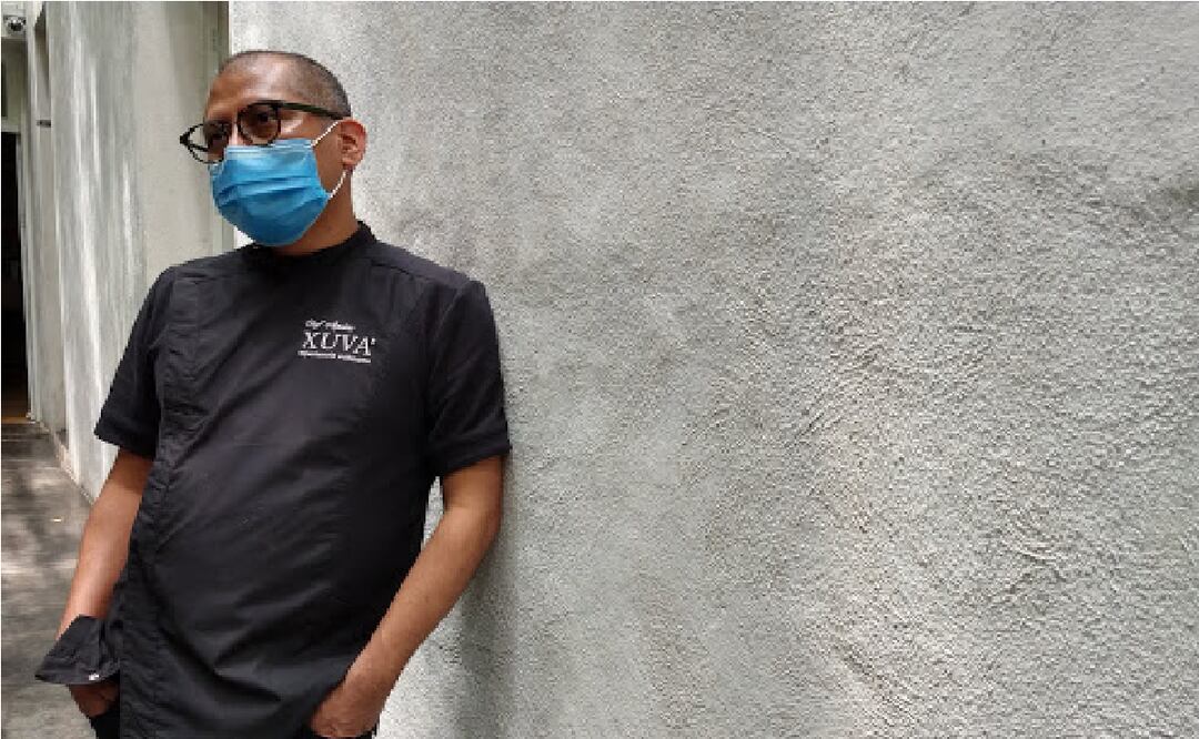 Juan Aquino el creador dentro de la cocina de Xuva´