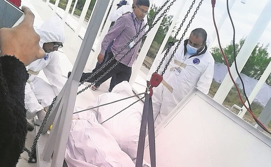 Hay más de 50 mil cuerpos en fosas sin identificar, dice Encinas. Foto: Archivo. El Universal