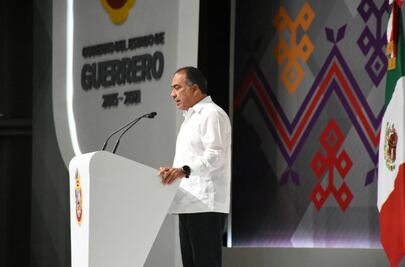 Astudillo propone cinco proyectos para el desarrollo de Guerrero