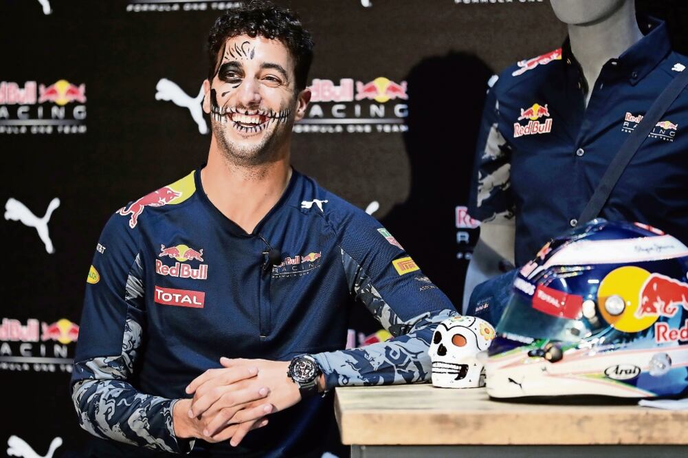 Ricciardo se sorprendió por el culto que se rinde a los difuntos (JUAN CARLOS REYES GARCÍA. EL UNIVERSAL)