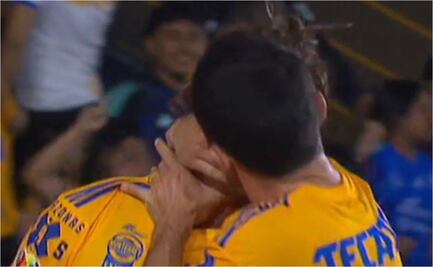 VIDEO: La cariñosa celebración de Sebastián Córdova y Juan Pablo Vigón en la Liga MX