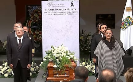“Puedo asegurar que hizo un buen gobierno”, dice AMLO en homenaje a Miguel Barbosa