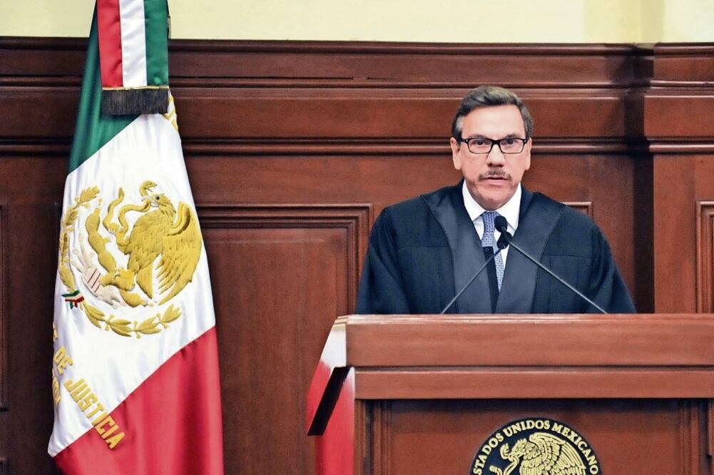 El ministro Javier Laynez Potisek explicó que la revisión debe ser cuando exista una sospecha razonable de un ilícito y no por la apariencia. (ARCHIVO ELUNIVERSAL)