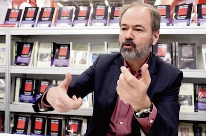 Libro abre las puertas a la casa literaria de Villoro