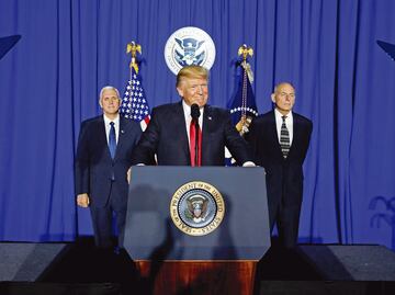 EU estudia pedir cuentas de redes sociales