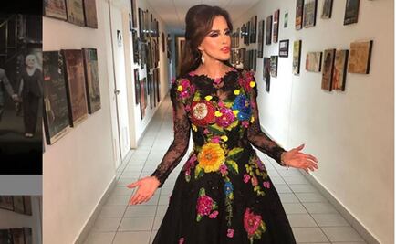 Lucía Méndez luce piernas y escote a los 64 años 