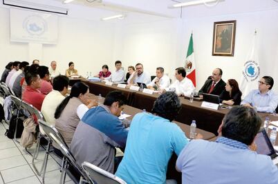 Dialoga Murat con víctimas de Nochixtlán