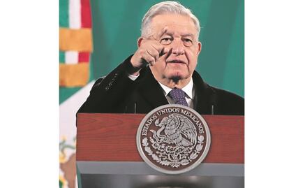 Sugiere AMLO encuestas para hacer revocación