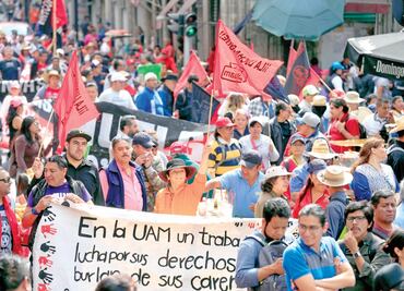 Sindicato de la UAM entrega pliego petitorio a SEP