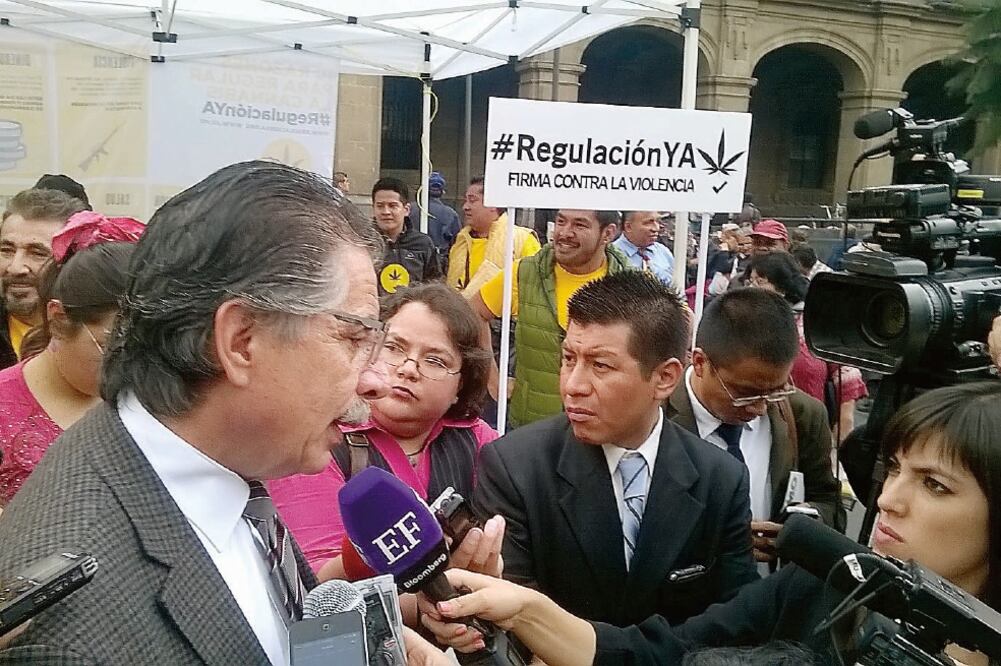 El perredista Jesús Ortega señala que se debe impulsar desde el Congreso de la Unión una iniciativa ciudadana (PEDRO VILLA Y CAÑA. EL UNIVERSAL)