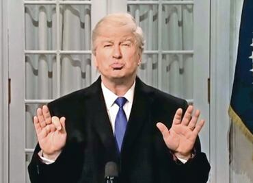 Arremete contra Saturday Night Live por parodia