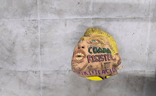 Al balón le vale m*dres, una muestra de futbol y otros temas en el país