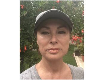 Leticia Calderón se aísla en casa y baila en bikini