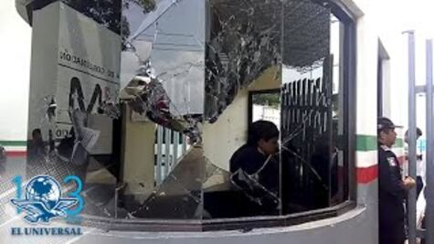 Migrantes africanos protestan y causan desmanes