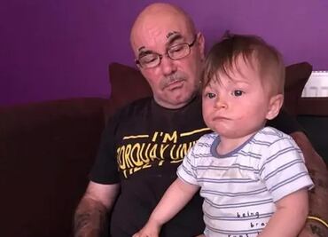 Bebé de dos años murió de inanición: lo hallaron acurrucado, junto al cadáver de su padre