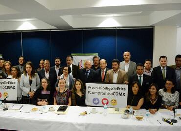 Firman aspirantes agenda común para Constituyente