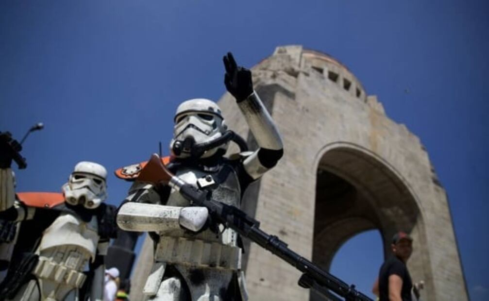 Training Day CDMX: Chicos y grandes desfilan en la galaxia de Paseo de la Reforma