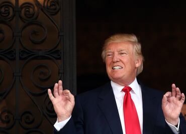 Boeing promete a Trump bajar costos del Air Force One