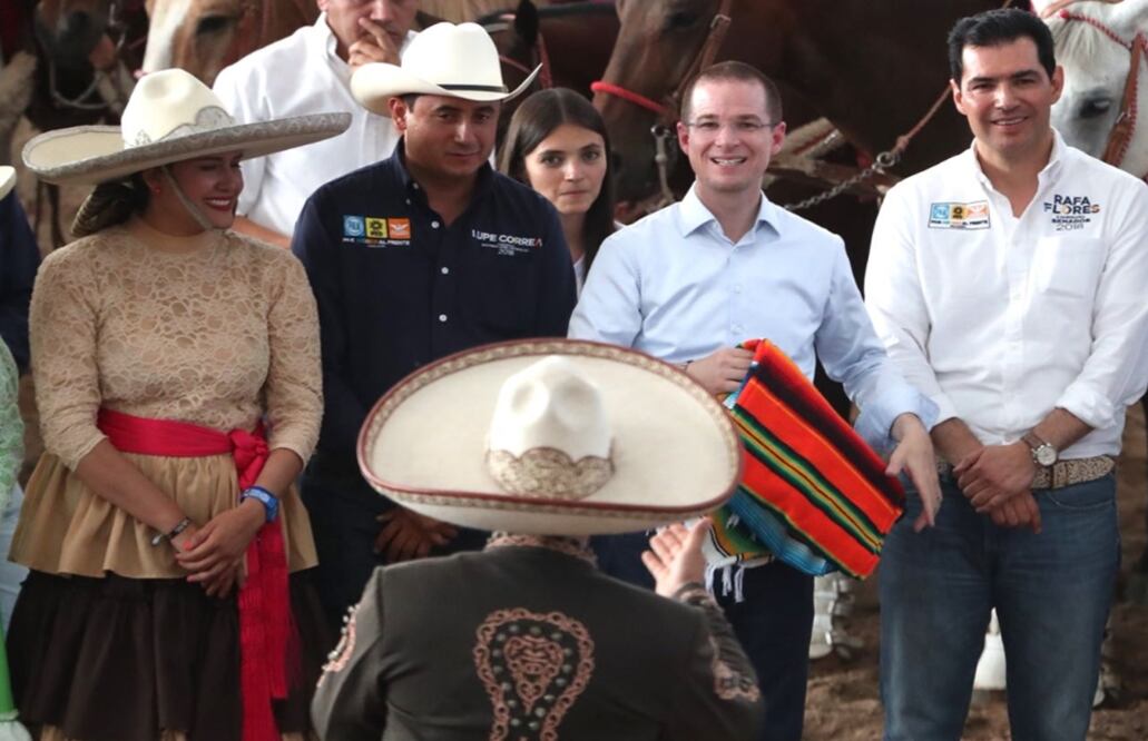 El candidato presidencial Ricardo Anaya exigió al gobierno federal iniciar un procedimiento ante la OMC, por la flagrante violación a las reglas de comercio internacional. Foto: Ariel Ojeda/EL UNIVERSAL