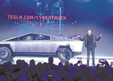 Tesla lanza pickup para hacer frente a Ford, GM y Ram