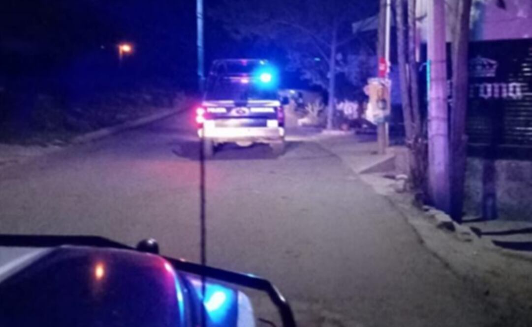 Policías municipales identificaron y mantiene retenidos dos vehículos implicados en los hechos. Foto: Especial