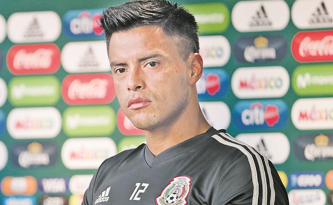 Alfredo Talavera solicita renovación urgente. (LUIS CORTÉS. EL UNIVERSAL)