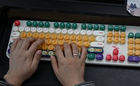 23 mujeres combaten deepfakes pornográficos en Corea del Sur; integran unidad especial contra delitos sexuales digitales