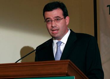 Propone Peña a Alejandro Díaz de León para Junta de Banxico