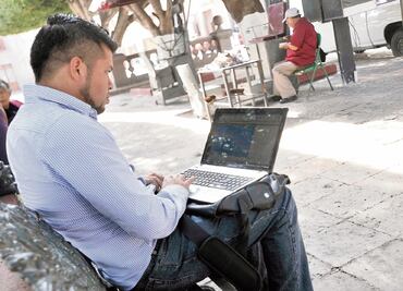 Inviable, firma estatal de telecom: experto