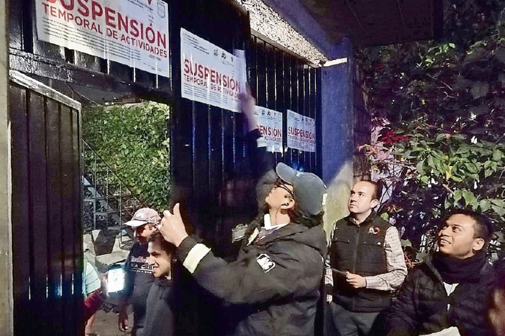 Los establecimientos, a la par de no contar con el permiso para vender bebidas alcohólicas, algunos tampoco tenían medidas mínimas de protección civil (ESPECIAL)