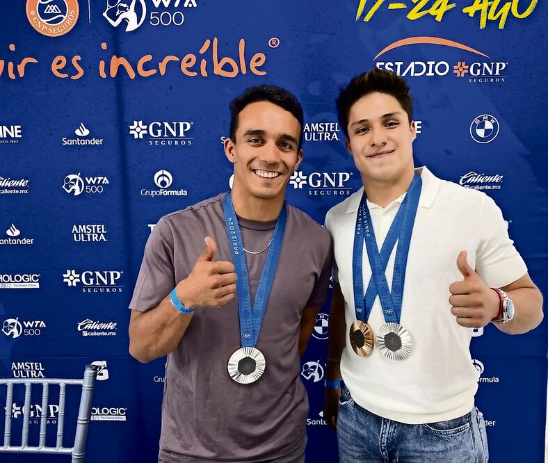 El recibimiento hizo sentir a los medallistas como rockstars. Foto: de NICOLÁS SCHILLER. EL UNIVERSAL
