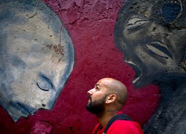 AI ve riesgo de detención de artista cubano